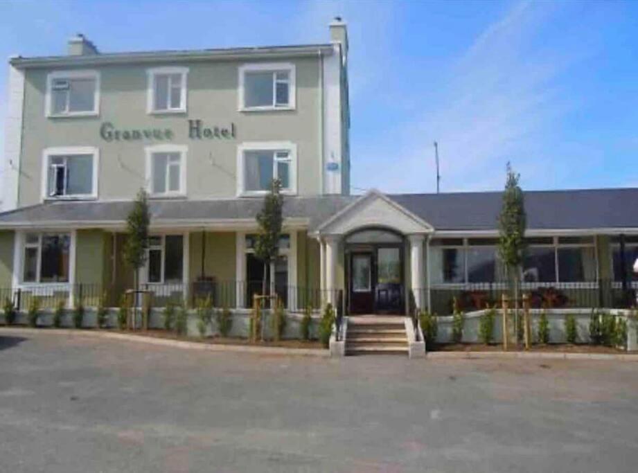 Mountain House Omeath Near Carlingford Villa O Meith Exterior foto